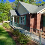 An outside view of the Hinesville location of Coastal Endodontics